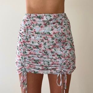 Floral mini skirt